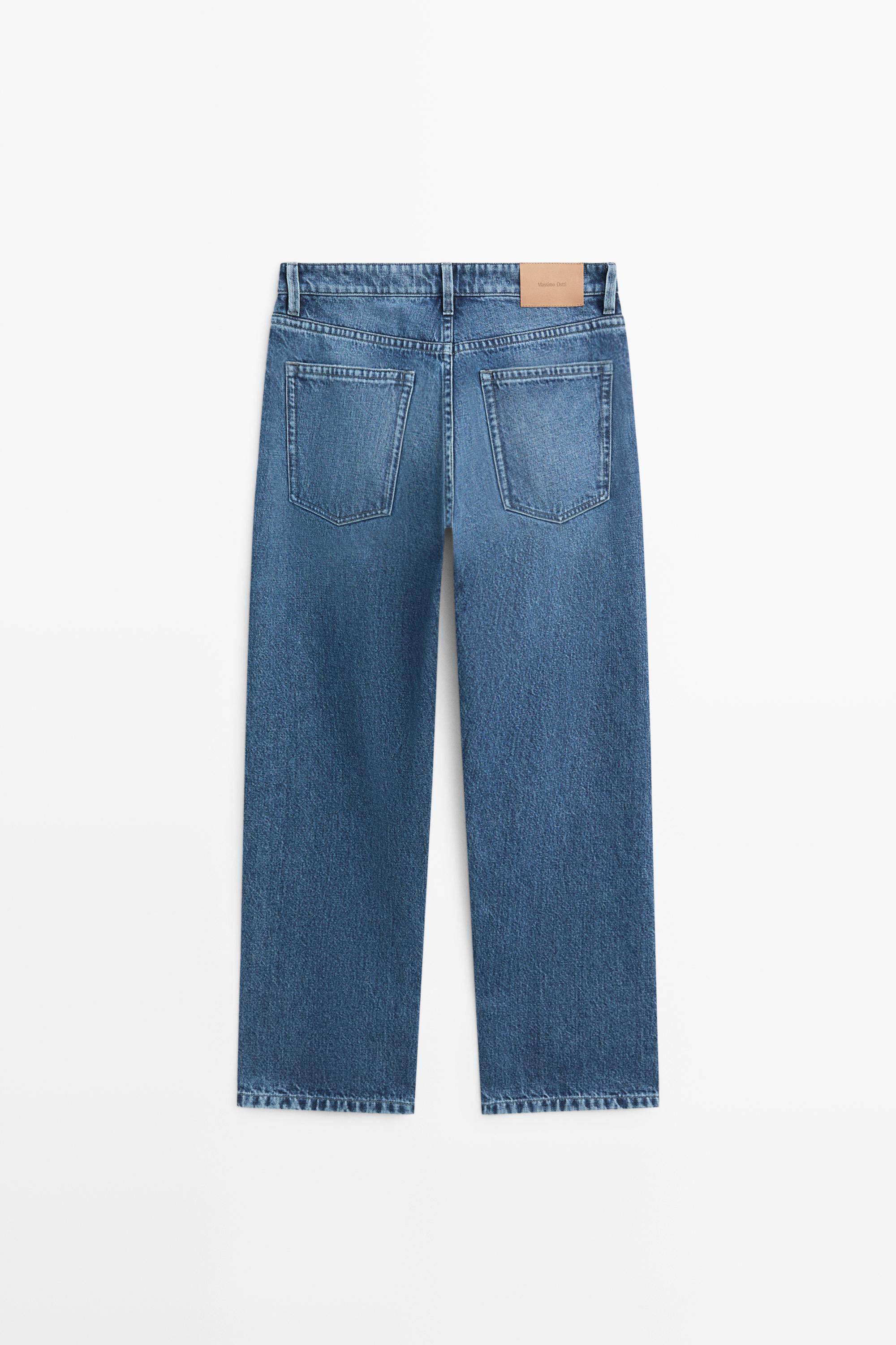 Relaxed fit jeans